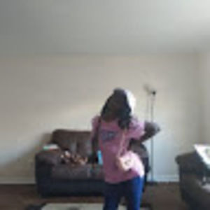 Meet your Posher, Queen niya